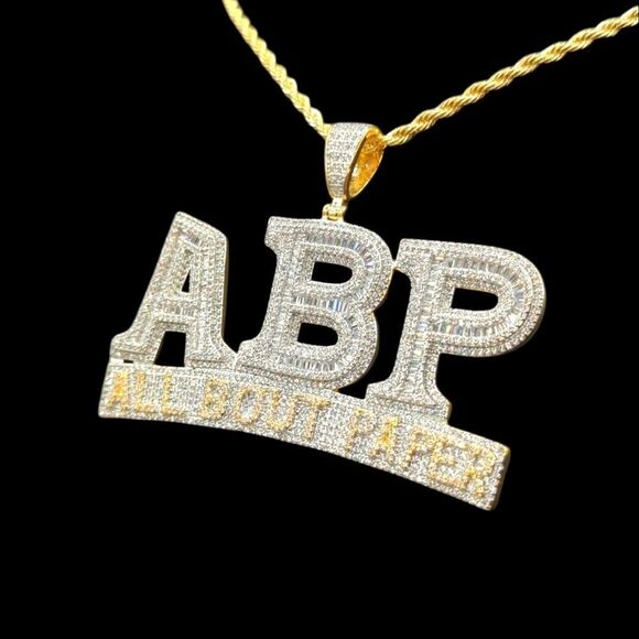 14K Bi-Color Finish All Bout Paper - Free 24" x 3mm Rope Chain. - Picture 3 of 8